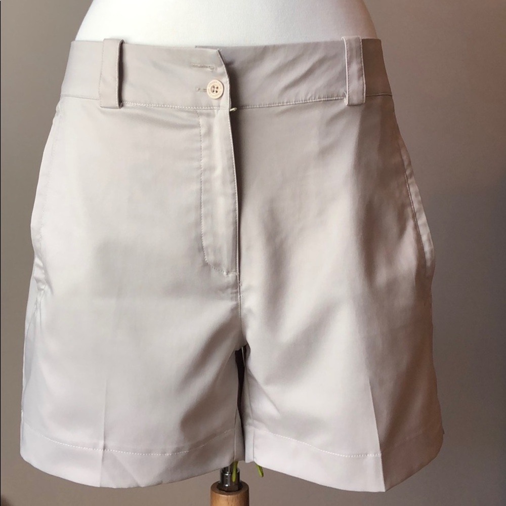 Maggie Lane golf shorts. Size 14